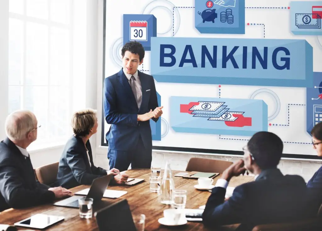 11 Features and Characteristics of Banks